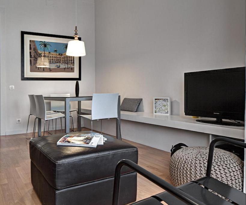 One Bedroom Center Appartement